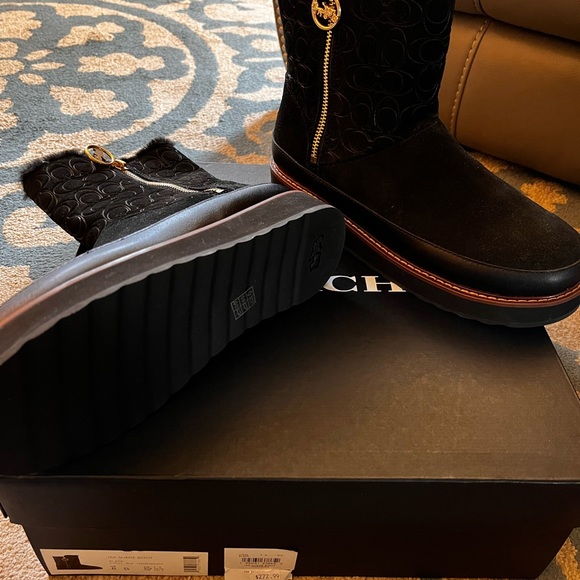Coach Boots Brand New - Picture 6 of 9